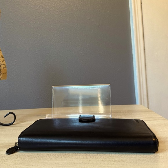 BALDININI LEATHER ZIPPER WALLET. - Picture 3 of 8